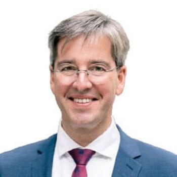 Prof. Dr. Oliver Junk 